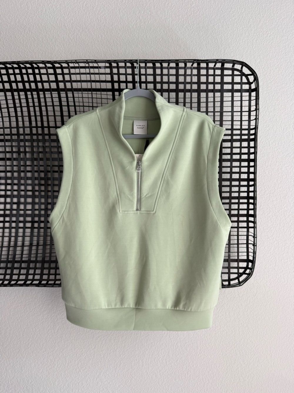 Varley Loretta Half-Zip Sleeveless Sweat - Picture 2 of 6
